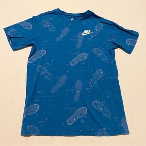 Nike Youth Boys Tshirt Blueprint Graphic Tee Size XL Shirt Athletic Cut